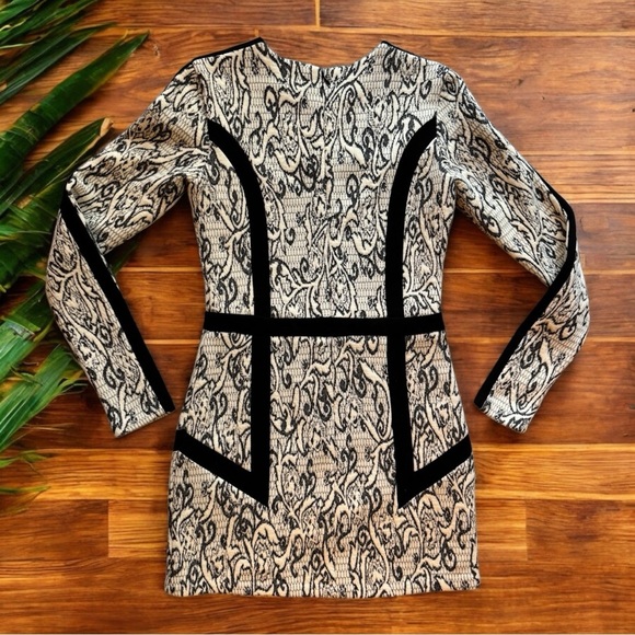 Parker Blanche Sheath Dress – Black & White Ponte Knit Jacquard – Size L - Picture 9 of 16